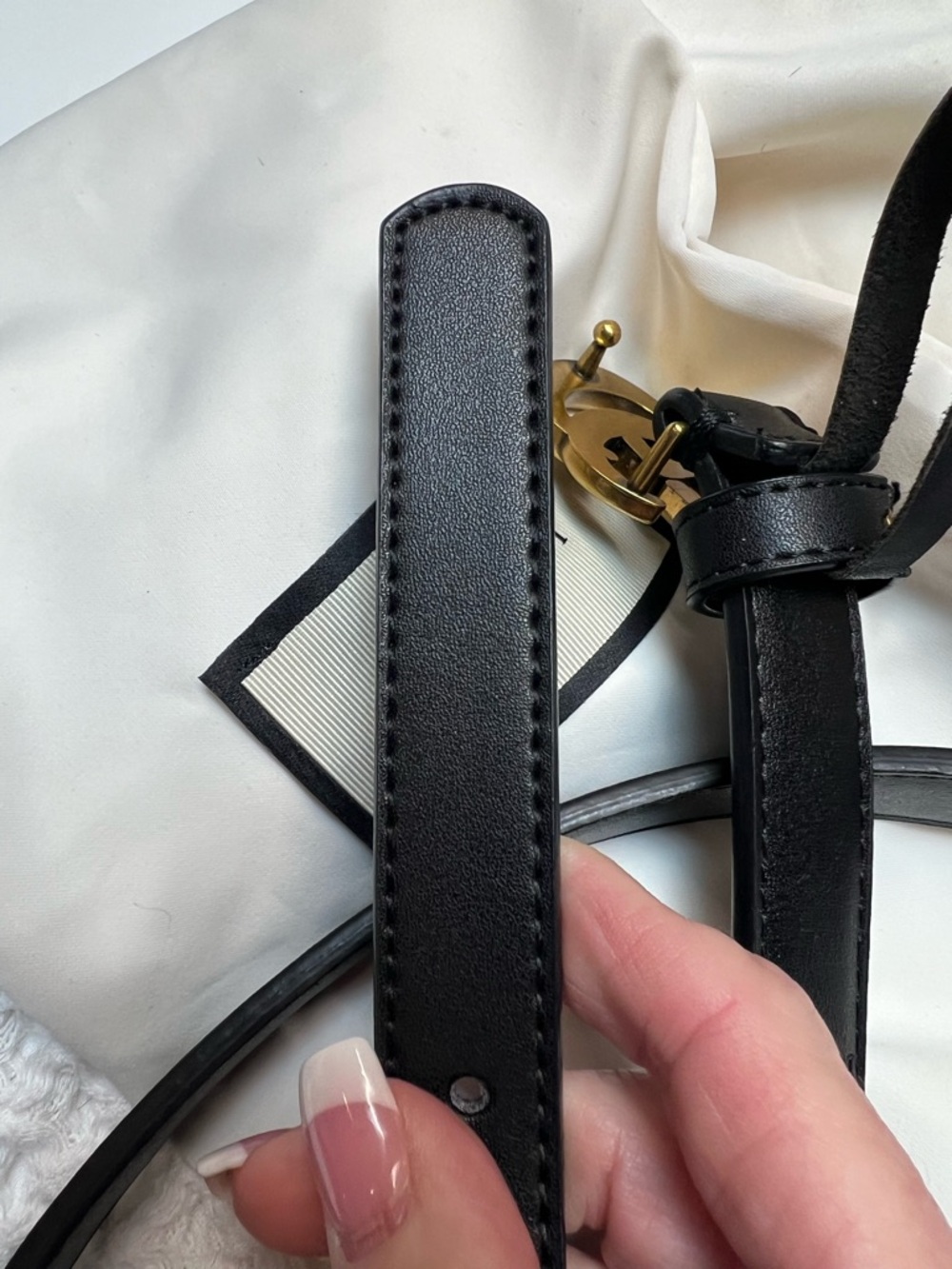 Gucci Black Leather Marmont Thin Belt with Brass Double G Buckle - Picture 7 of 15